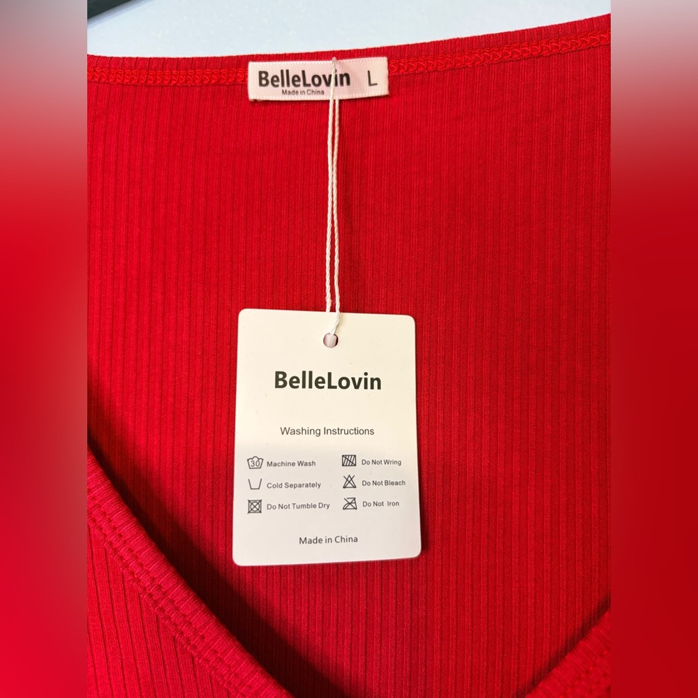 Red Ribbed V-Neck Long-Sleeve Bodysuit - Picture 2 of 8